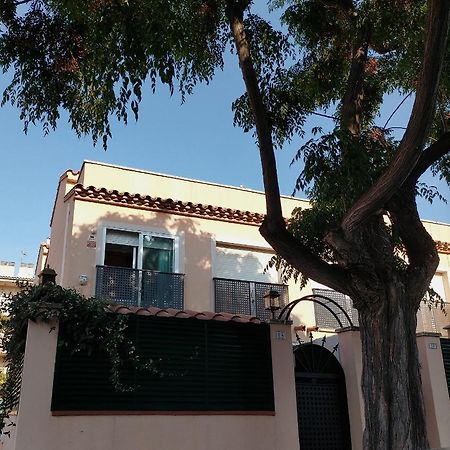 Vila Lydia Cambrils Εξωτερικό φωτογραφία